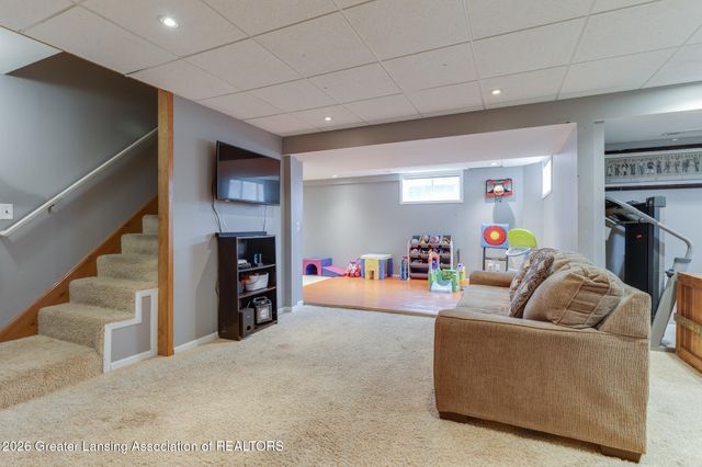 5770 Horstmeyer Road, Lansing, MI 48911