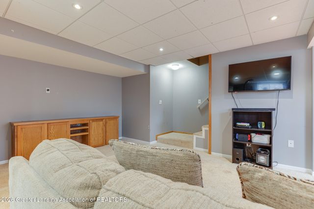 5770 Horstmeyer Road, Lansing, MI 48911