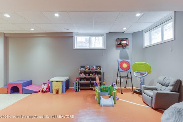 5770 Horstmeyer Road, Lansing, MI 48911