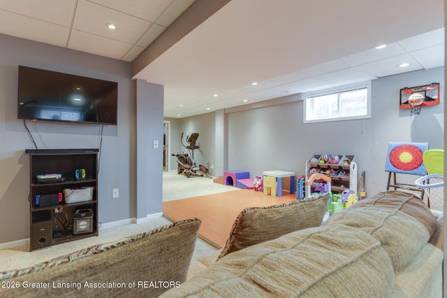 5770 Horstmeyer Road, Lansing, MI 48911