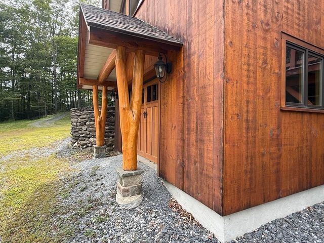 2432 Backway Road, Corinth, VT 05039