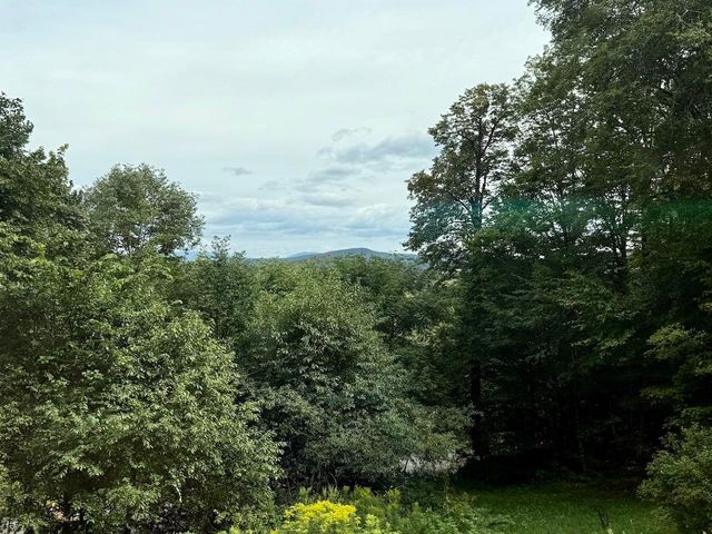 2432 Backway Road, Corinth, VT 05039