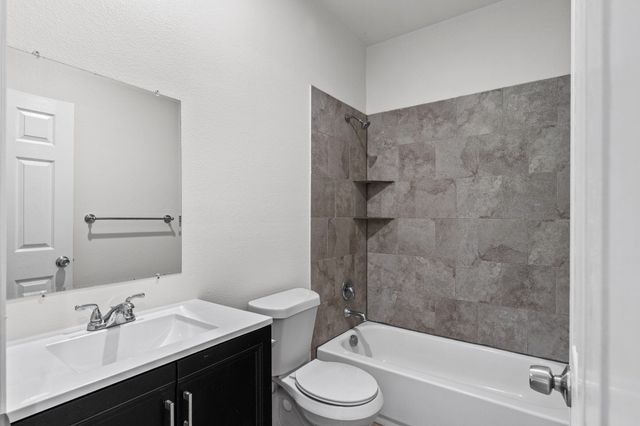 2812 Bourland Street, Greenville, TX 75401