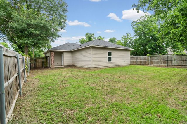 2812 Bourland Street, Greenville, TX 75401