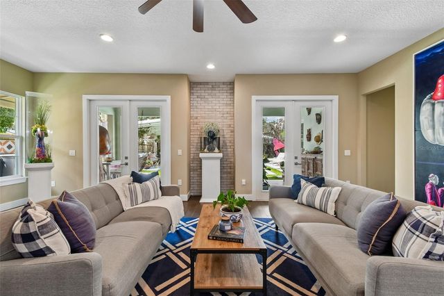 2107 HARGILL DRIVE, Orlando, FL 32806