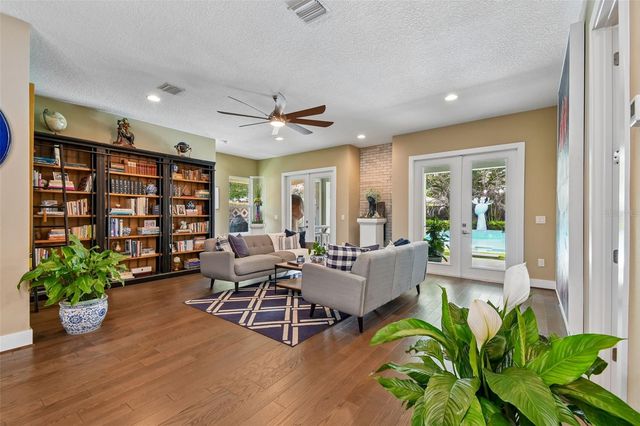 2107 HARGILL DRIVE, Orlando, FL 32806