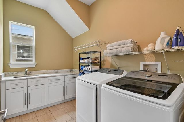 2107 HARGILL DRIVE, Orlando, FL 32806