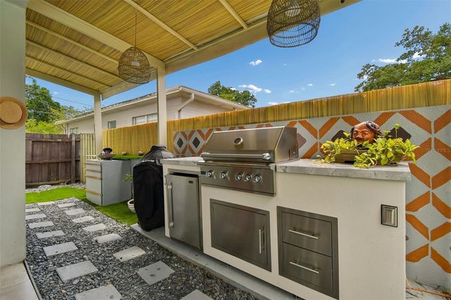 2107 HARGILL DRIVE, Orlando, FL 32806