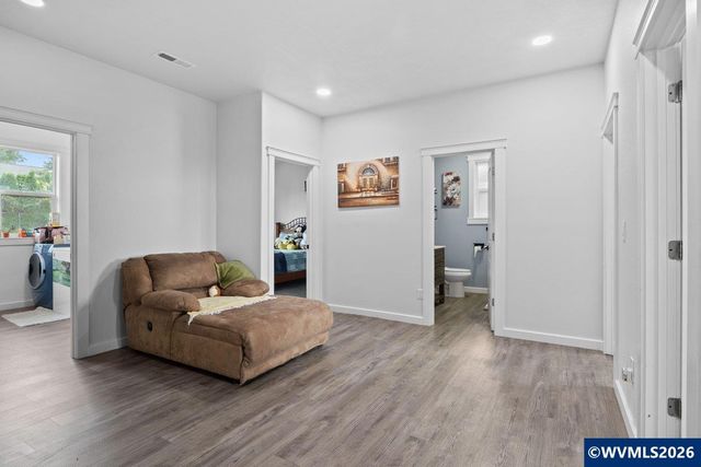 3544 Belvedere St NW, Salem, OR 97304