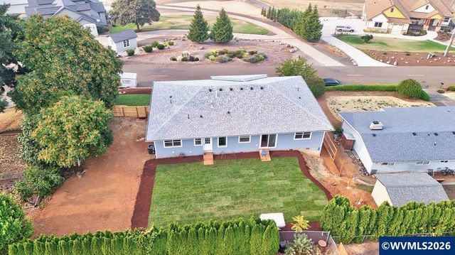 3544 Belvedere St NW, Salem, OR 97304