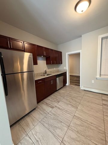 142 Gove 3, Boston, MA 02128