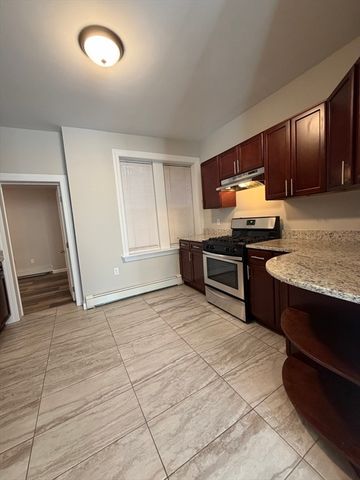 142 Gove 3, Boston, MA 02128