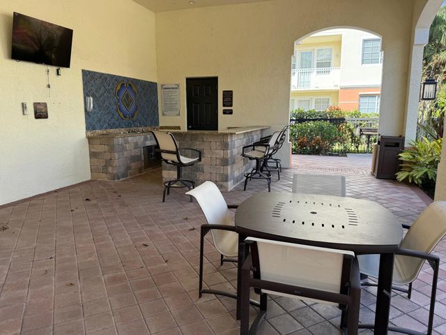 9873 Baywinds Drive 5303, West Palm Beach, FL 33411