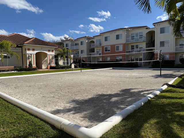 9873 Baywinds Drive 5303, West Palm Beach, FL 33411