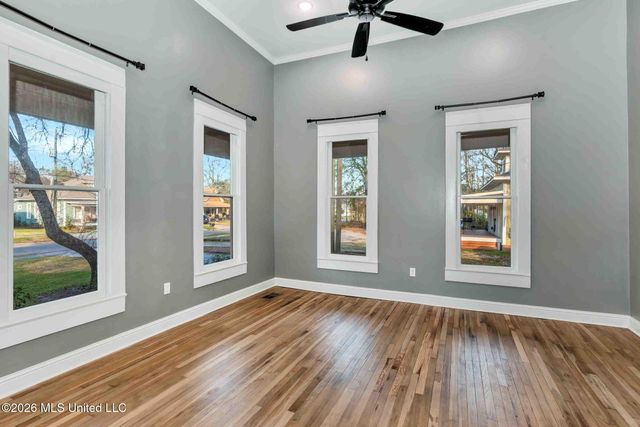 136 W 5th Street, Hattiesburg, MS 39401