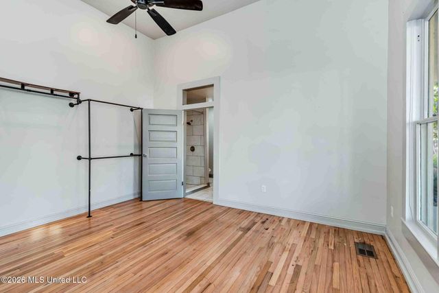 136 W 5th Street, Hattiesburg, MS 39401