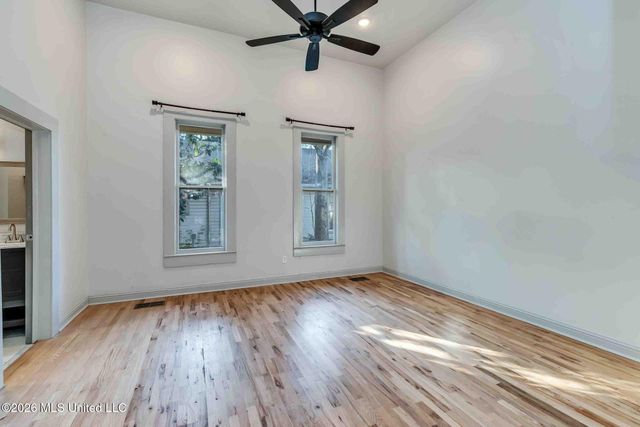 136 W 5th Street, Hattiesburg, MS 39401