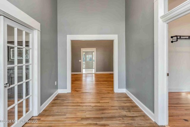 136 W 5th Street, Hattiesburg, MS 39401