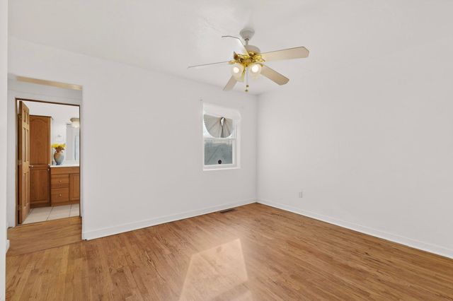 1124 La Poblana Road NW, Albuquerque, NM 87107