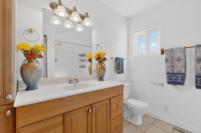 1124 La Poblana Road NW, Albuquerque, NM 87107