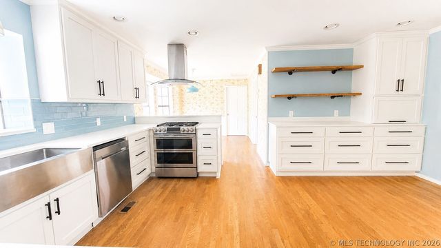 6515 E 87th Place, Tulsa, OK 74133