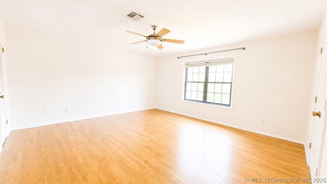 6515 E 87th Place, Tulsa, OK 74133