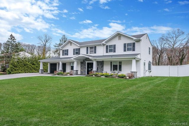 62 Randolph Drive, Dix Hills, NY 11746