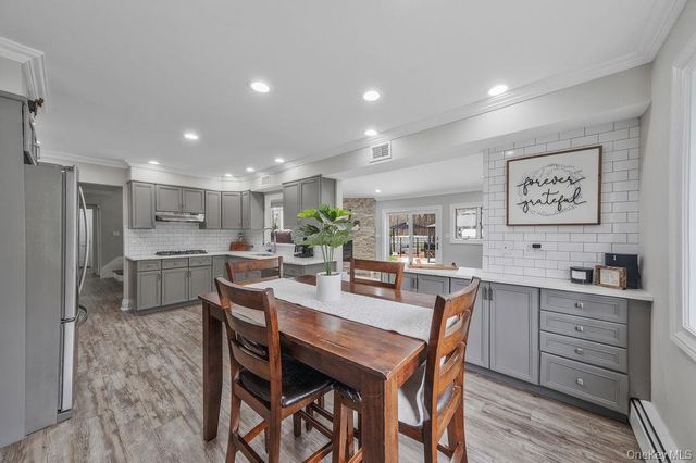 62 Randolph Drive, Dix Hills, NY 11746