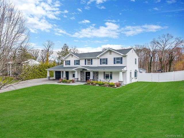 62 Randolph Drive, Dix Hills, NY 11746