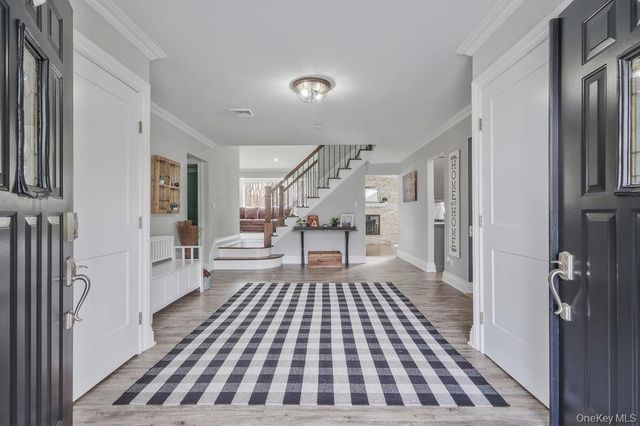 62 Randolph Drive, Dix Hills, NY 11746
