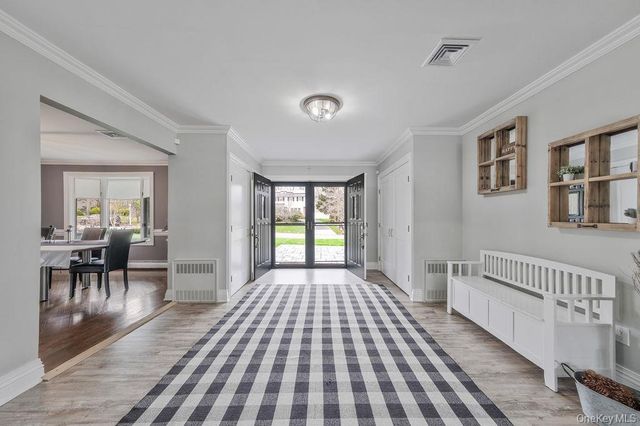 62 Randolph Drive, Dix Hills, NY 11746