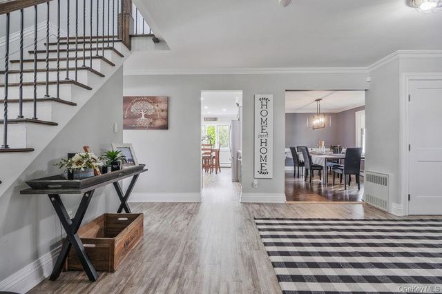 62 Randolph Drive, Dix Hills, NY 11746