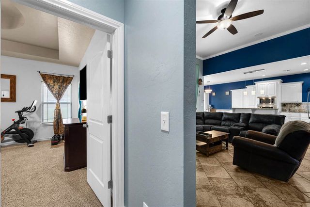 802 Waverly Way, Elgin, OK 73538