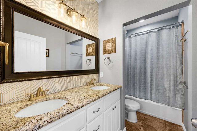 802 Waverly Way, Elgin, OK 73538