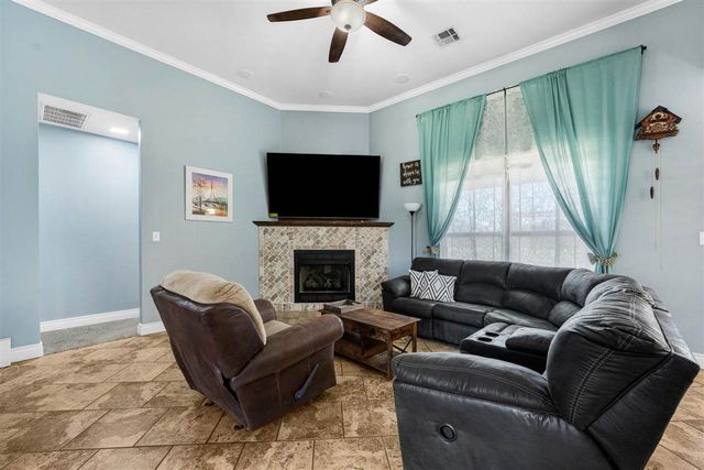 802 Waverly Way, Elgin, OK 73538