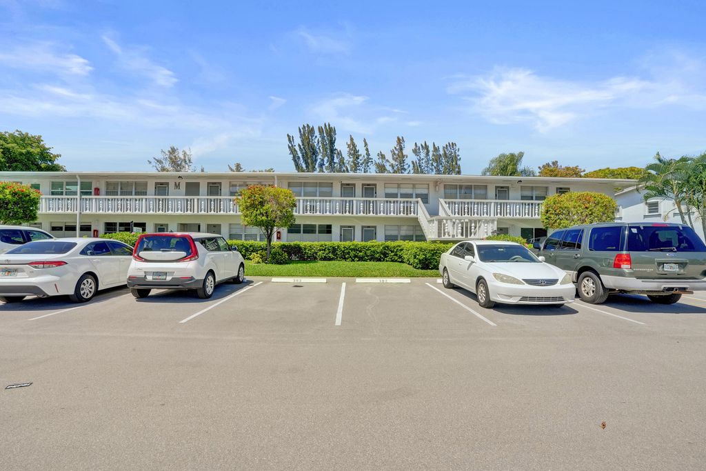 392 Durham Circle M, Deerfield Beach, FL 33442