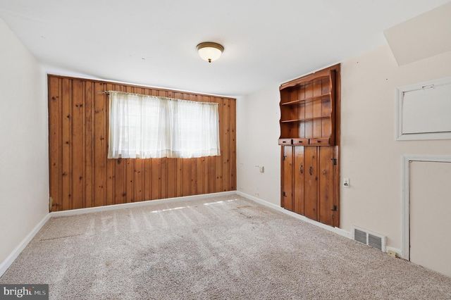 2617 MACLARY DR, Wilmington, DE 19808