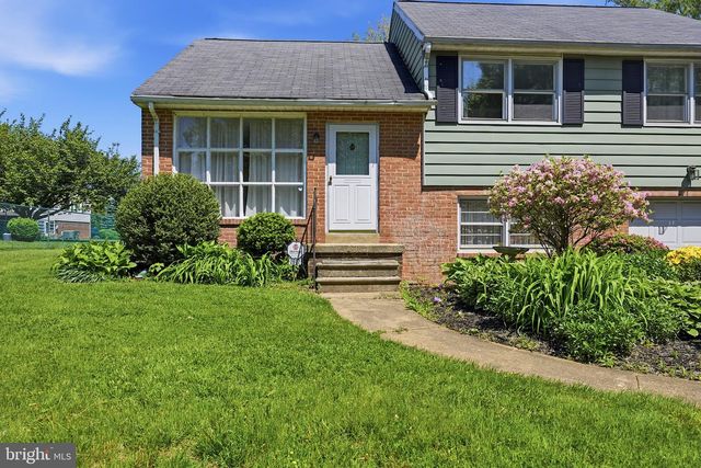 2617 MACLARY DR, Wilmington, DE 19808