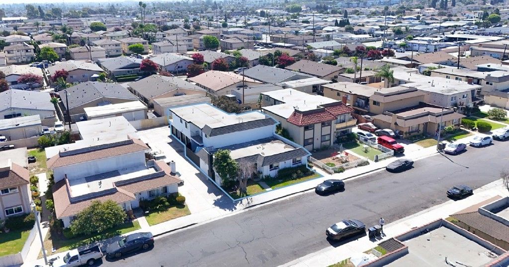 17412 Dairyview Circle, Huntington Beach, CA 92647 — exterior