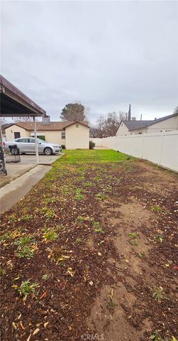 4380 N Mountain View, San Bernardino, CA 92407