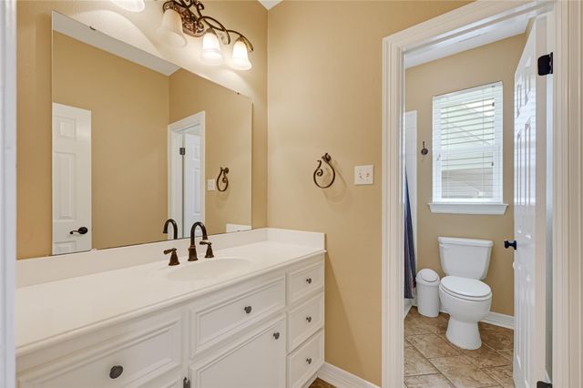 110 Regal Lane, Liberty, TX 77575
