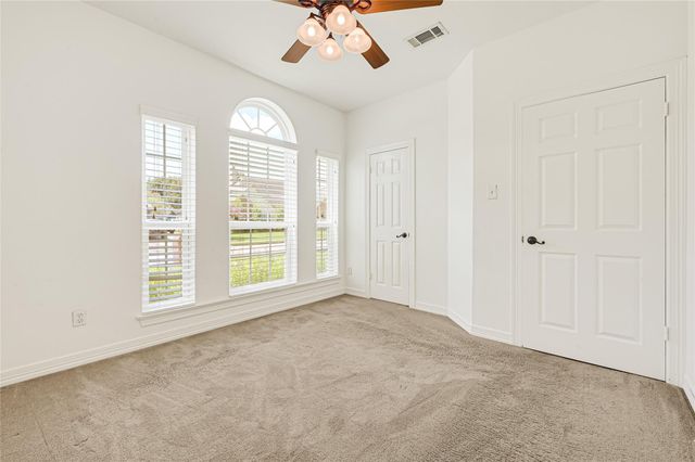 110 Regal Lane, Liberty, TX 77575
