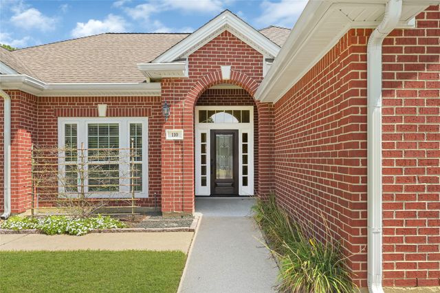110 Regal Lane, Liberty, TX 77575
