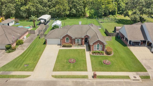 110 Regal Lane, Liberty, TX 77575