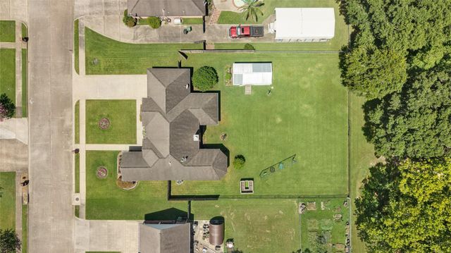 110 Regal Lane, Liberty, TX 77575