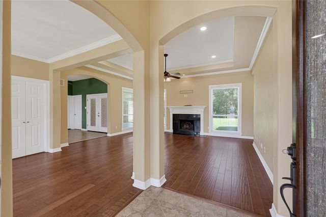 110 Regal Lane, Liberty, TX 77575
