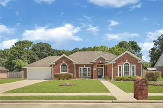 110 Regal Lane, Liberty, TX 77575