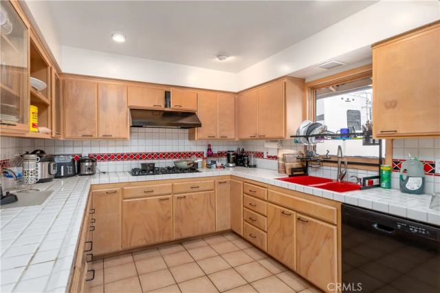 4967 Chapala, Riverside, CA 92507
