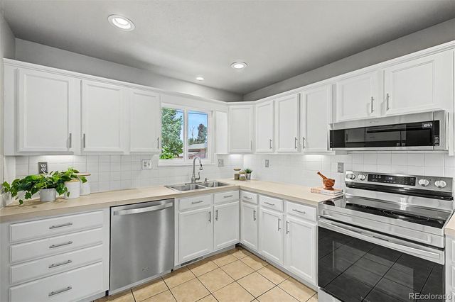 300 45th Avenue, Greeley, CO 80634