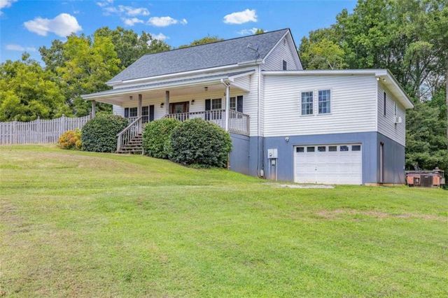 131 Caudell Drive, Lula, GA 30554